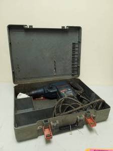 lot 114 image: Bosch Rotary Hammer 11236VS with Case