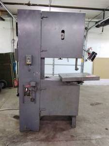 lot 3 image: Grob, Inc. Band Saw