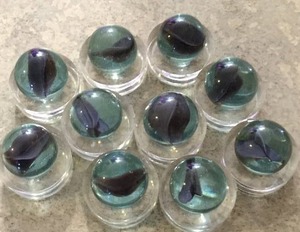 Peltier Cats eye split back bananas (lot of 10)