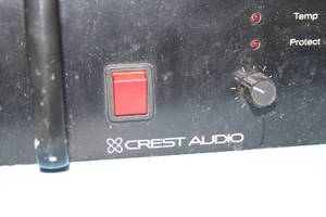 lot 37 image: Crest Audio 4001 Professional Audio Power Amplifier