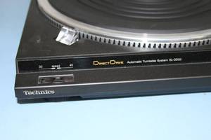 lot 76 image: Vintage Technics SL-DD33 Direct Drive Automatic Turntable Turn Table Record Player Phonograph & Extra Shure Needle