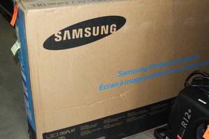 lot 7 image: Samsung Professional  Commercial 1691080p EDC Series 65 Display  Monitor  TV