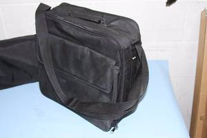lot 99 image: Lot of 3 Miscellaneous Black Nylon Zipper Travel Storage Soft-Sided Cases