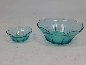 Vintage Glass ChipDip Bowl
