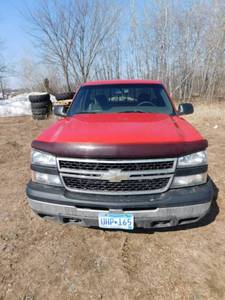 lot 6 image: 2007 Chevy 1500 RWD Pick-Up Truck