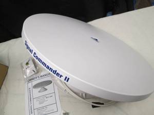 lot 136 image: Antennatek 702225 Omni Antenna (417...