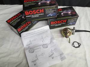 lot 18 image: 3pc. BOSCH Premium Fuel Pump Part#...