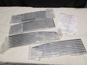 lot 178 image: Putco Liquid Grill Insert (91131) (...