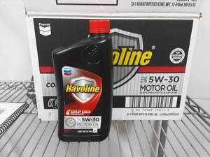 lot 9 image: 8-Bottles Of Havoline 5W-30 Oil