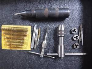 lot 22 image: Easy Outs, Taps & Dies, Drivers