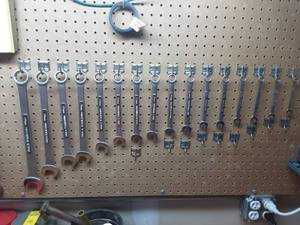 lot 29 image: 16 Piece Craftsman Combination Wrenches