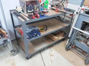 lot 62 image: 3-Tier Rolling Metal Cart (No Contents)