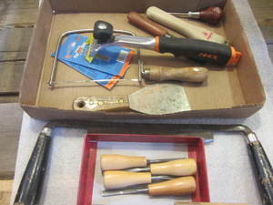lot 45 image: Draw Knife, Chisel Set