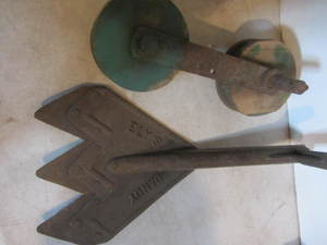 lot 68 image: Elys Hay Cutter, Pulley