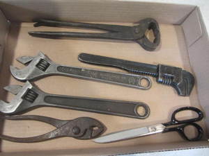 lot 125 image: Wrenches & Nippers