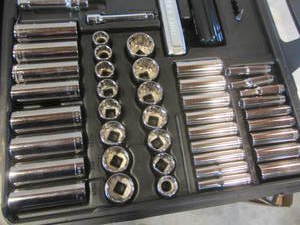 lot 155 image: Craftsman Tool Set