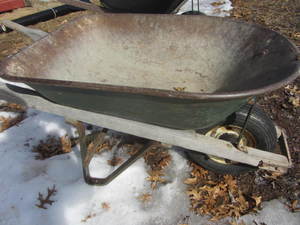 lot 198 image: Wheelbarrow