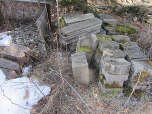 lot 222 image: Retaining Block, Silo Stave