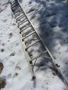 lot 226 image: Extension Ladder