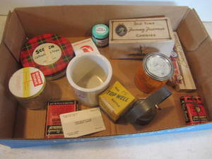 lot 239 image: Collectible Tins