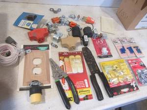 lot 265 image: Electrical Supplies
