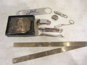 lot 286 image: Am. Express Buckle, Openers