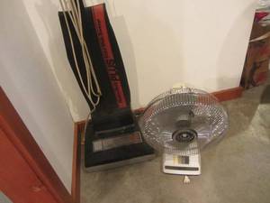 lot 291 image: Kenmore Vacuum