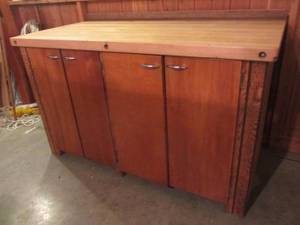lot 296 image: Workbench