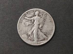 lot 91 image: 1944 D Walking Liberty Silver Half ...