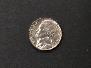 lot 142 image: 1943 P Uncirculated War Issue Silve...