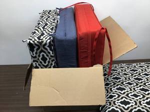 lot 13 image: Mixed Lot Of Patio Furniture Cushions