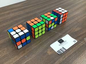 lot 33 image: Lot Of 4 Genuine Speed Ripper Rubiks Cubes