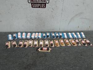 lot 97 image: Huge Lot of Shoelace Inventory (S38)