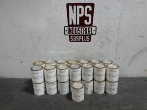 lot 105 image: (29) 15.7 oz Sample Valspar Paints (S38)
