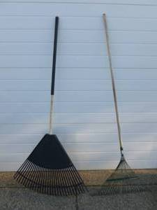 lot 24 image: Lawn Rakes