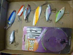 lot 68 image: Fishing Baits