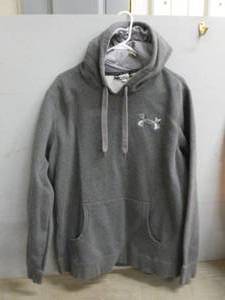 lot 81 image: Under Armour