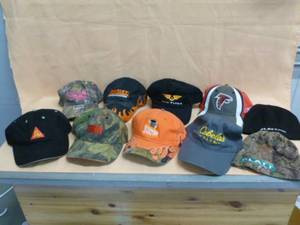 lot 85 image: Hats