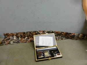lot 99 image: Gun Cleaning Kit
