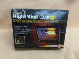 lot 118 image: New Security Light