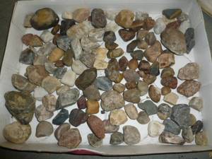 lot 175 image: Collector Rocks
