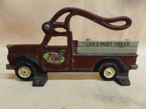 lot 192 image: Cast Iron Nut Cracker