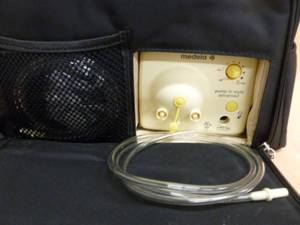 lot 211 image: Medela Breast Pump