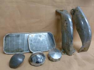 lot 212 image: Vintage Car Parts