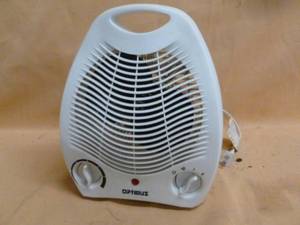 lot 216 image: Heater Fan