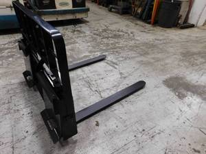 Skid Steer Fork Plate with 42 Forks