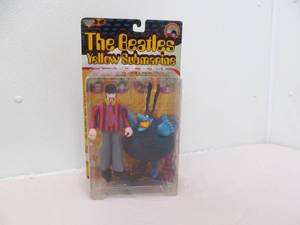 lot 21 image: vintage Beatles Yellow submarine Ringo action figure ,Blue Meanie