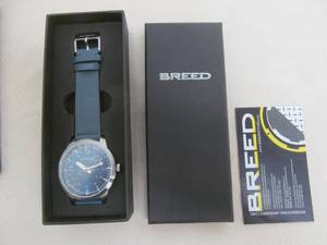 lot 30 image: Breed watch