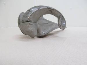 lot 31 image: vintage hood ornament
