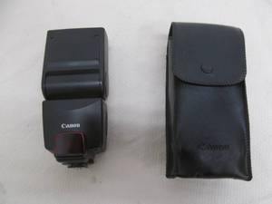 lot 47 image: Cannon speed lite